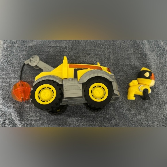 💫Mighty Pups: Super PAWs Rubble’s Deluxe Vehicle with Lights & Sound💫 - Picture 5 of 8